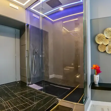 Maison San Carlo Luxury Suites Naples Exterior photo